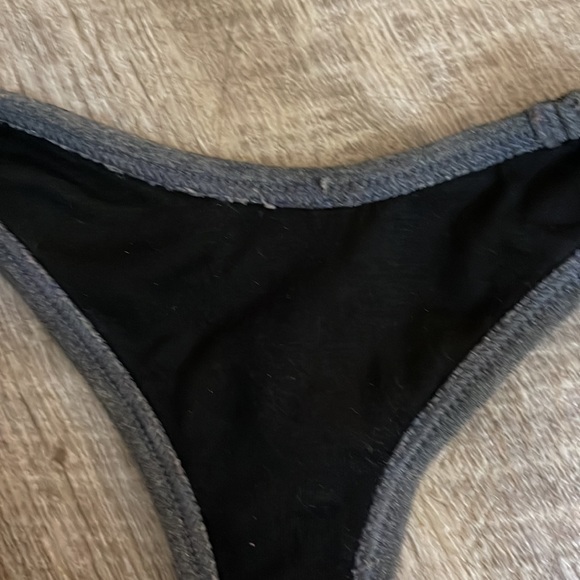 Lululemon grey 1/2 tank top - Picture 3 of 4